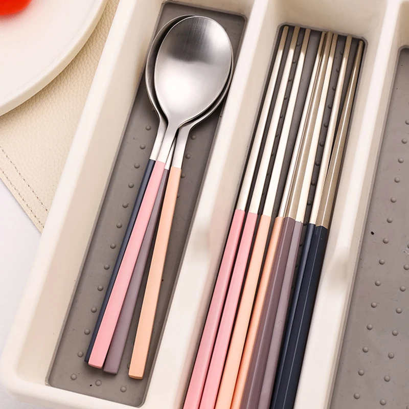 8Pcs Tableware Set Stainelss Steel Cutlery Set Korean Spoons Chopsticks Dinner Set Kitchenware Dinnerware Set Spoon Cutlery Set