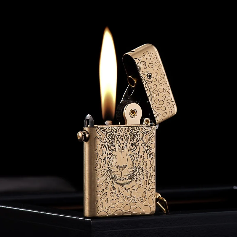 

Hot Windproof Retro Old Style Kerosene Lighter One Button Ejection Ignition Lighter Outdoor Barbecue Kitchen Cigar Men's Gifts