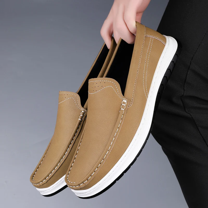 

Мужские лоферы для бизнеса и отдыха. Удобные джентльменские элегантные стильные повседневные кожаные туфли на плоской подошве для работы и офиса. Роскошная обувь.