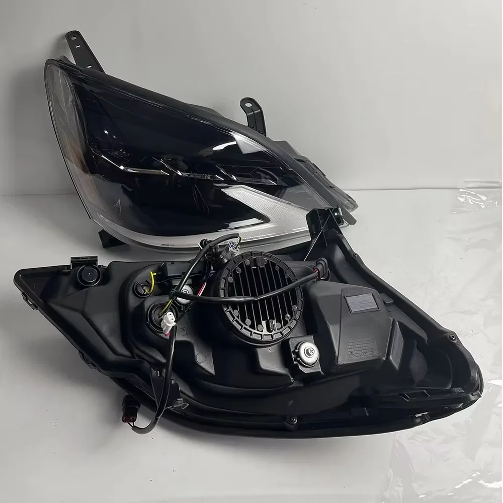 A Pair LED Headlights For Lexus GX470 2003‑2009 Full LED Triple Lens With Daytime Running Light 81130‑60A60 81170‑60A50