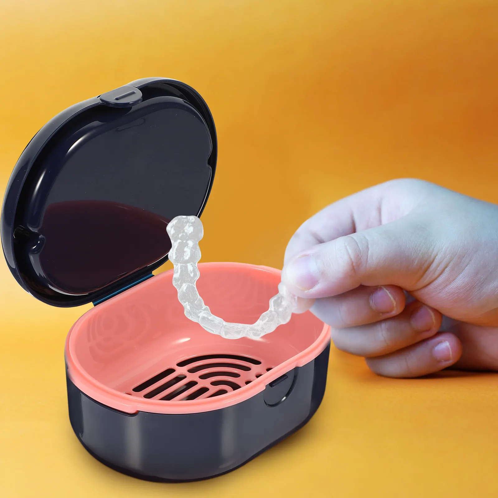denture-storage-case-orthodontic-retainer-box-reusable-multi-function-cleaning-bath-box-compact-lightweight-dustproof-waterproof
