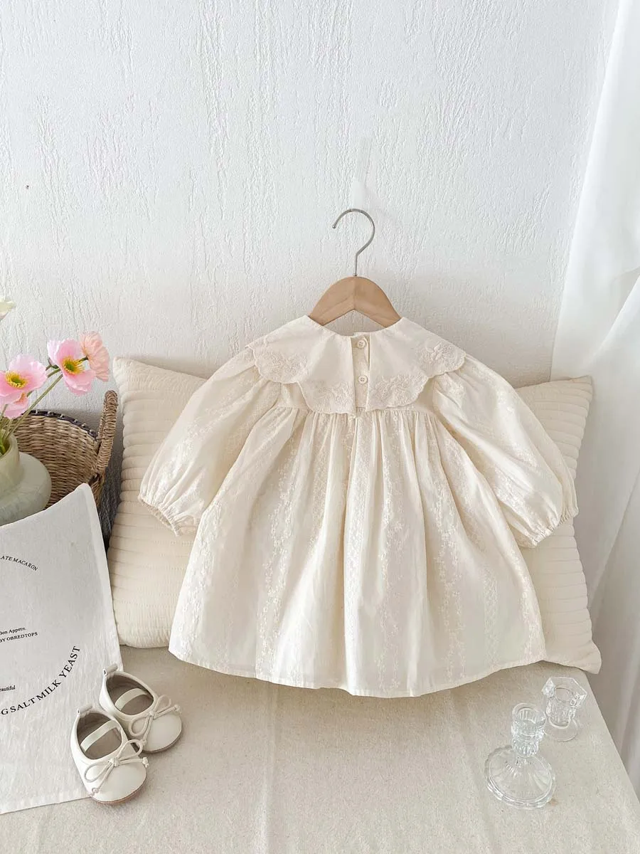 Autumn girl 9 months -6 years old Korean version flower embroidery dress for baby girls, big collar long sleeved princess dress