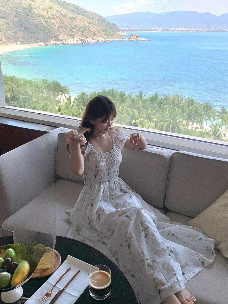 

Новое женское летнее платье Yb 2025 года в стиле ретро, с цветочным принтом, на завязках, с квадратным вырезом, для отпуска, в американском стиле