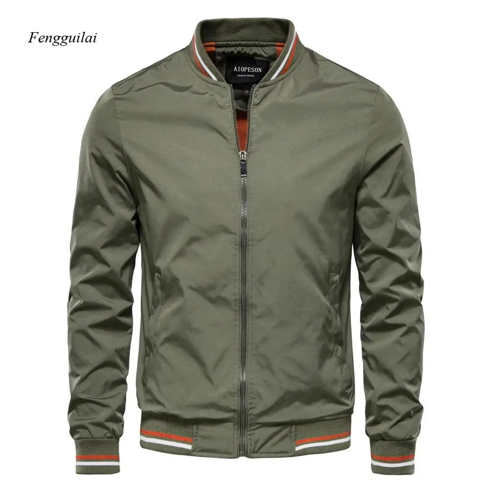 New Style Casual Navy Blue Windbreaker for Men. Lightweight Zipper-Style Hooded Coat with Red and White Striped Trim
