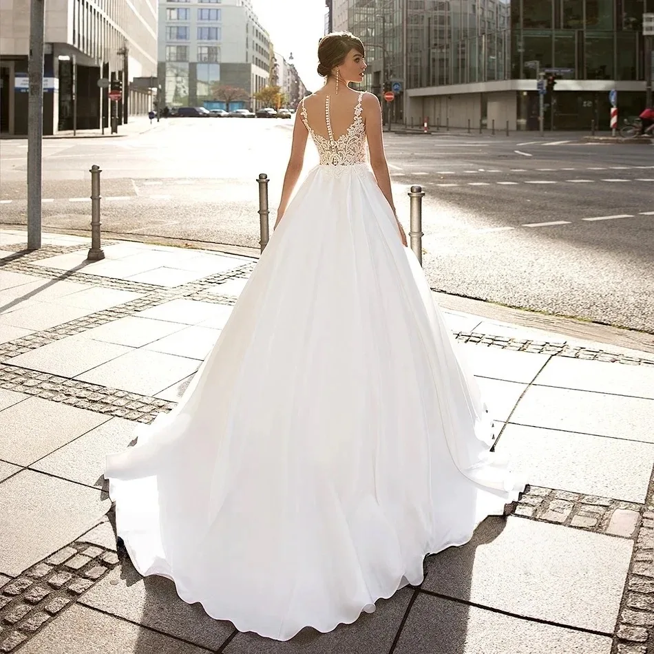 

Customized Elegant satin Wedding Dresses Ball Gown Sheer Appliques Lace Bridal Gown Islamic Vestido De Noiva