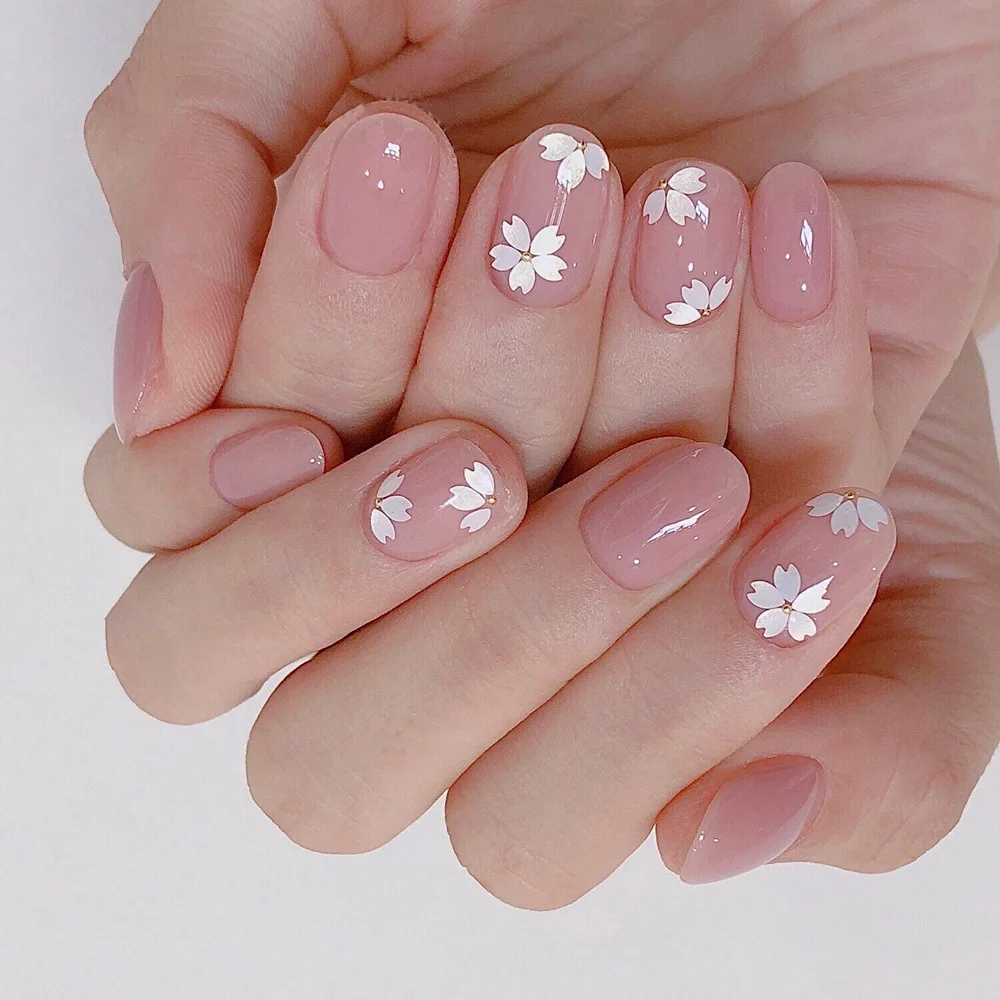 2023 New Japanese Sle Nail Art Sakura Petal Glitter Bead White Five Petal Flower Nail Patch Decorations Diamond Nail Tips
