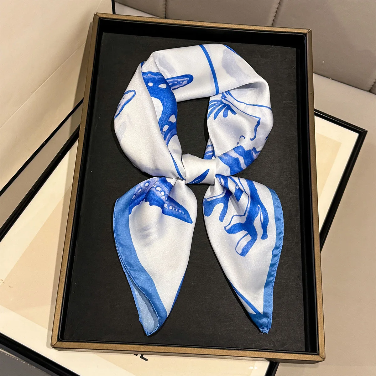 

Модные квадратные шелковые платки с принтом в виде морских ракушек для женщин, мягкие шарфы-платки для шеи, хиджабы, головные платки, банданы, декоративные шарфы