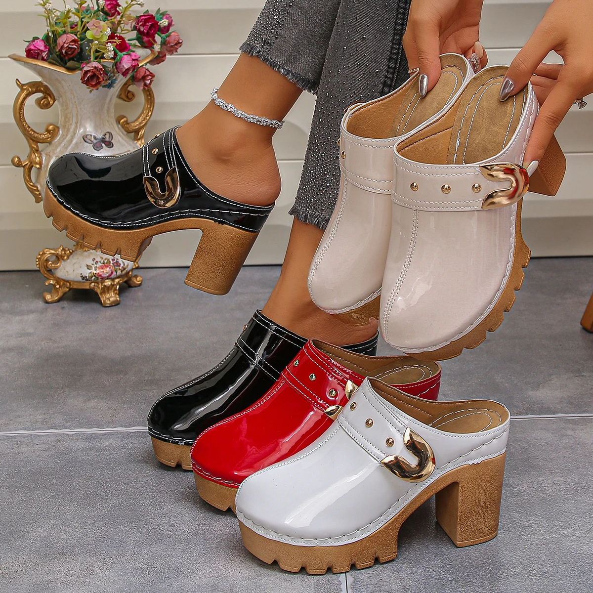 Women Sandals Lightweight Fashion Half-support Slippers Outdoor Wading Beach Shoes Summer New Big Size Sandals Slides Women