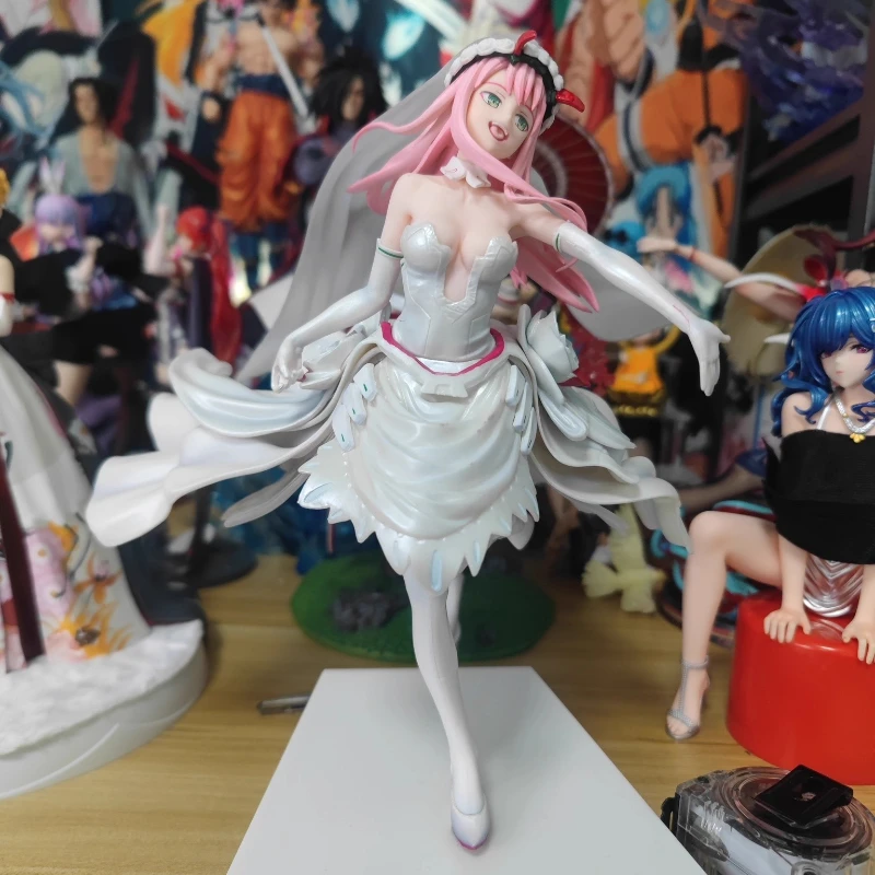 

Anime Zero Two 02 For My Darling Girl Action Figure Collection Wedding Dress Desktop PVC Model Ornaments Birthday Gift Toy