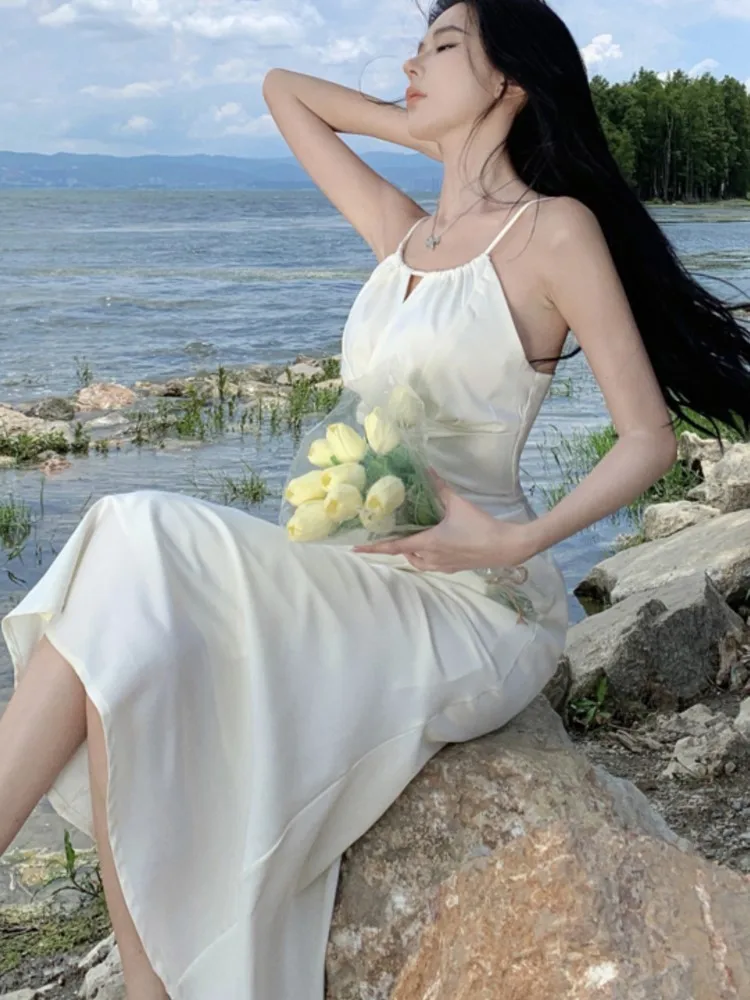 

Women Sexy SleevelessSatin Bodycon Spaghetti Strap Dresses Summer New Fashion Elegant Beige Long Dress Evening Party Prom Gown