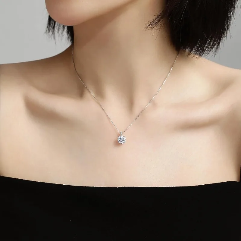 Single Lady's Cubic Zirconium Necklace. Exquisite Jewelry. Ideal Gift for Mother, Wife, Wedding, Anniversary Wedding, Birthday.