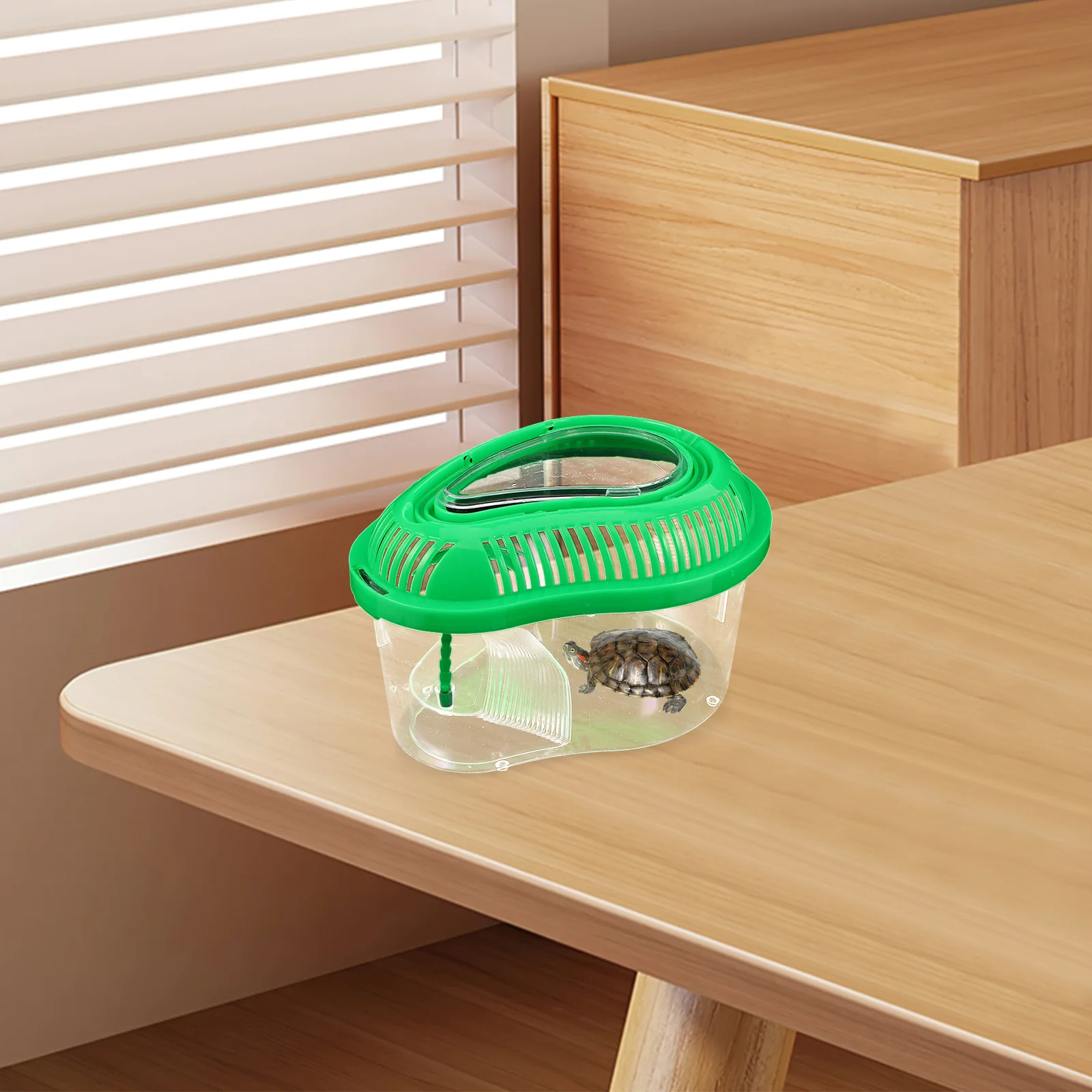 

Plastic Reptile Terrariums Carrier Cage Turtle Tank with Lid Portable Reptile for Travel Feeding Breeding Tank Fish