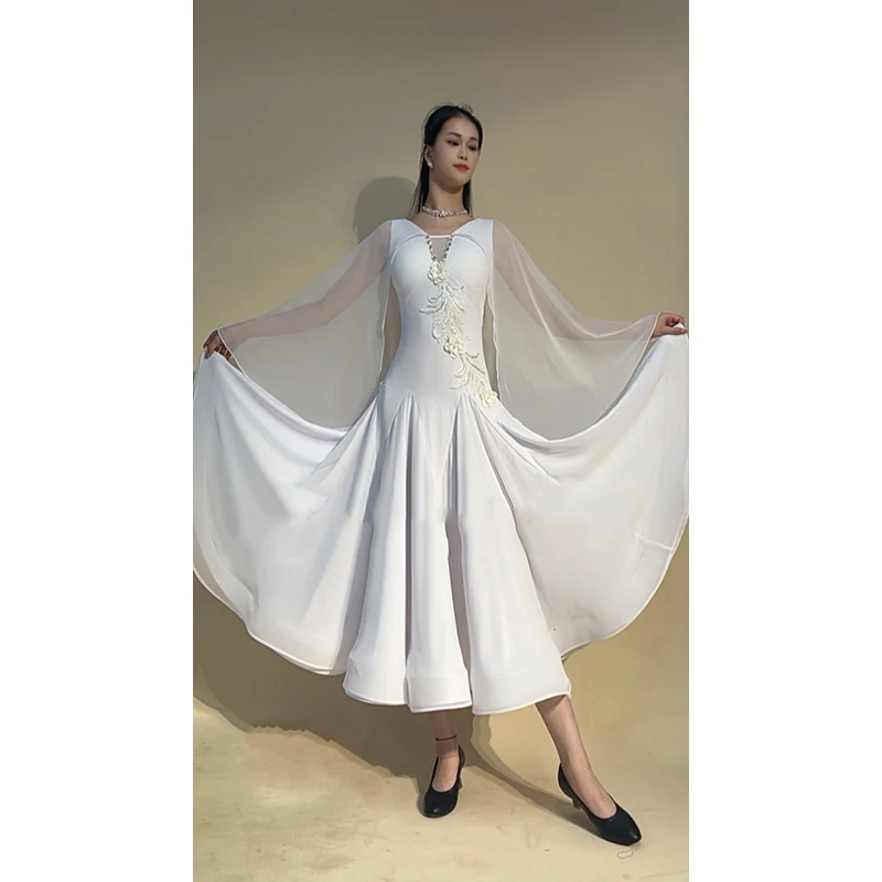 Robe de danse de valse personnalisée pour femmes, robe de concours de danse de salle de bal, longue robe rouge et blanche, Costume de danse sociale de bal L17131