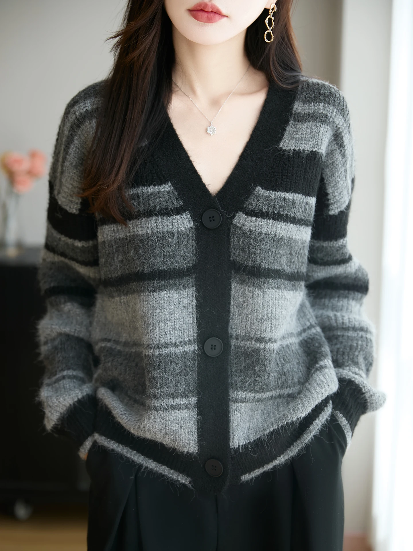 

Новая мода осень-зима женский свитер элегантный женский вязаный кардиган из мериносовой шерсти одежда с длинными рукавами топы женская верхняя одежда