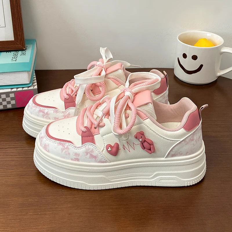 

Seasons Women's Thick-Soled Height Increasing Casual Sports Shoes Fashion Printed Leather Sneakers Non-Slip Platform Skate Shoes