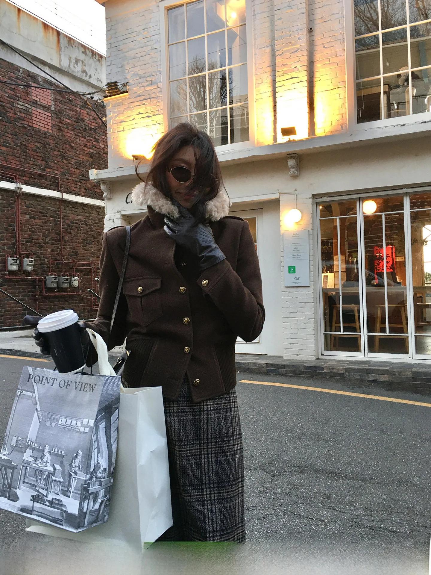 

Женская приталенная куртка Alonesavor из гусиного пуха с воротником из шерстяной смеси и 90% пухового наполнителя, с золотыми пуговицами, высококачественное весеннее пальто