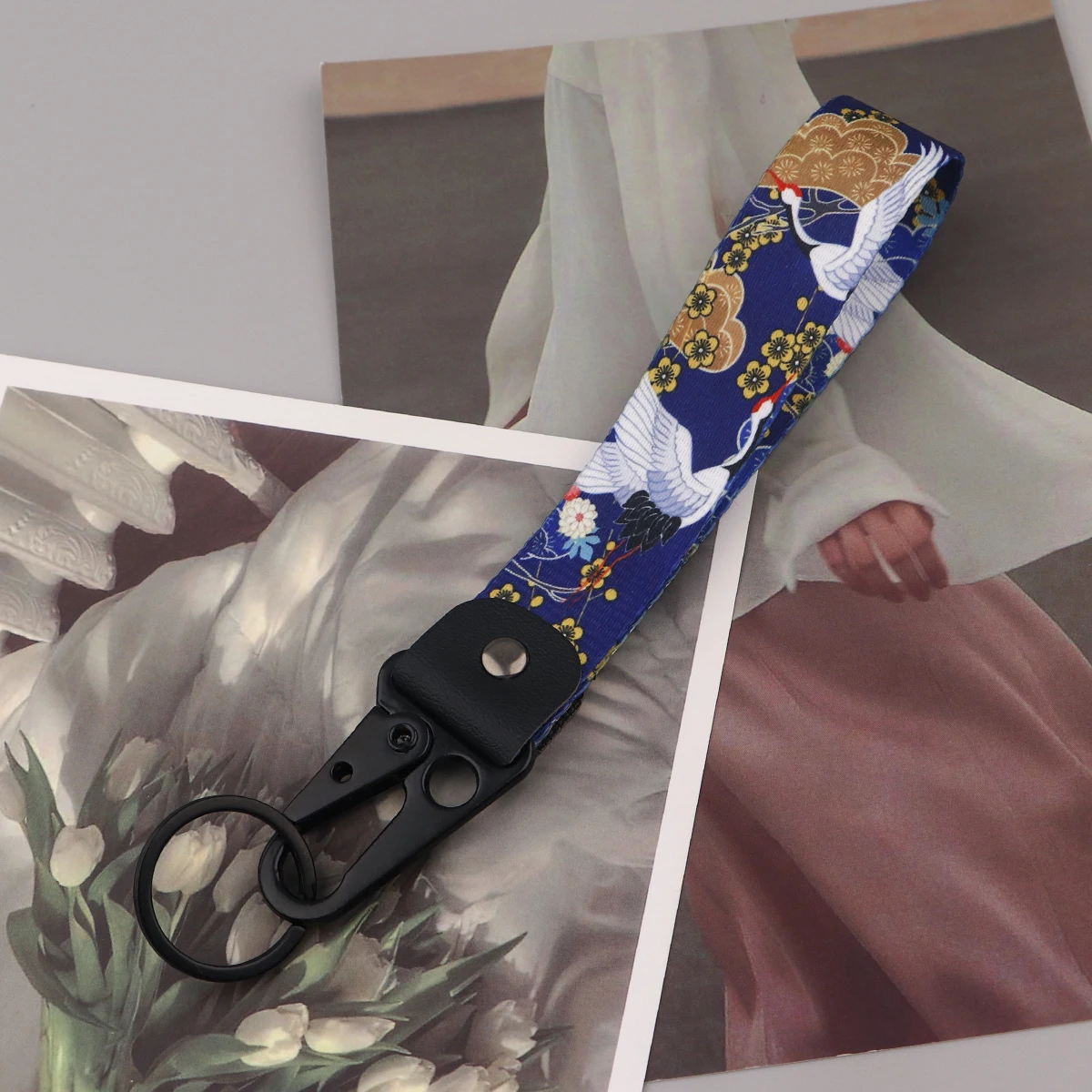 Van Gogh Schlüsselanhänger für Damen und Herren, Sternenhimmel, kurze Handgelenkschlaufen, japanische Wellen, Auto-Schlüsselanhänger, Urlaubsgeschenke – Detail 6