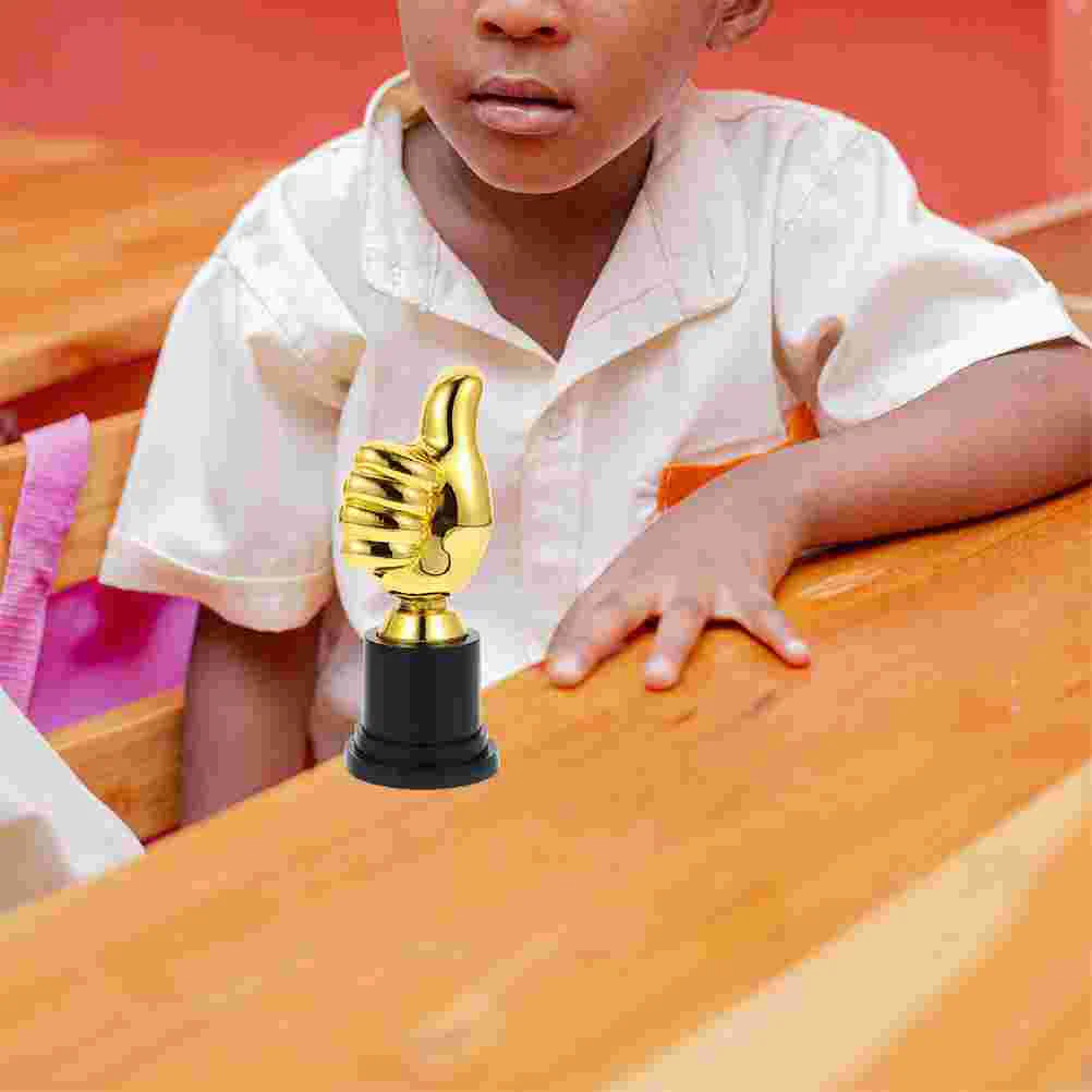 

Trophy Gifts Toy Trophies for Adults Plastic Bumpers Exquisite Model Kindergarten Competition Scratch Thumb