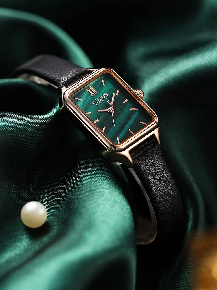 

Women'S Watch 2026 New Retro Light Luxury Square Fashion Quartz Small Green Watch, High-End Selection, Women'S Gift