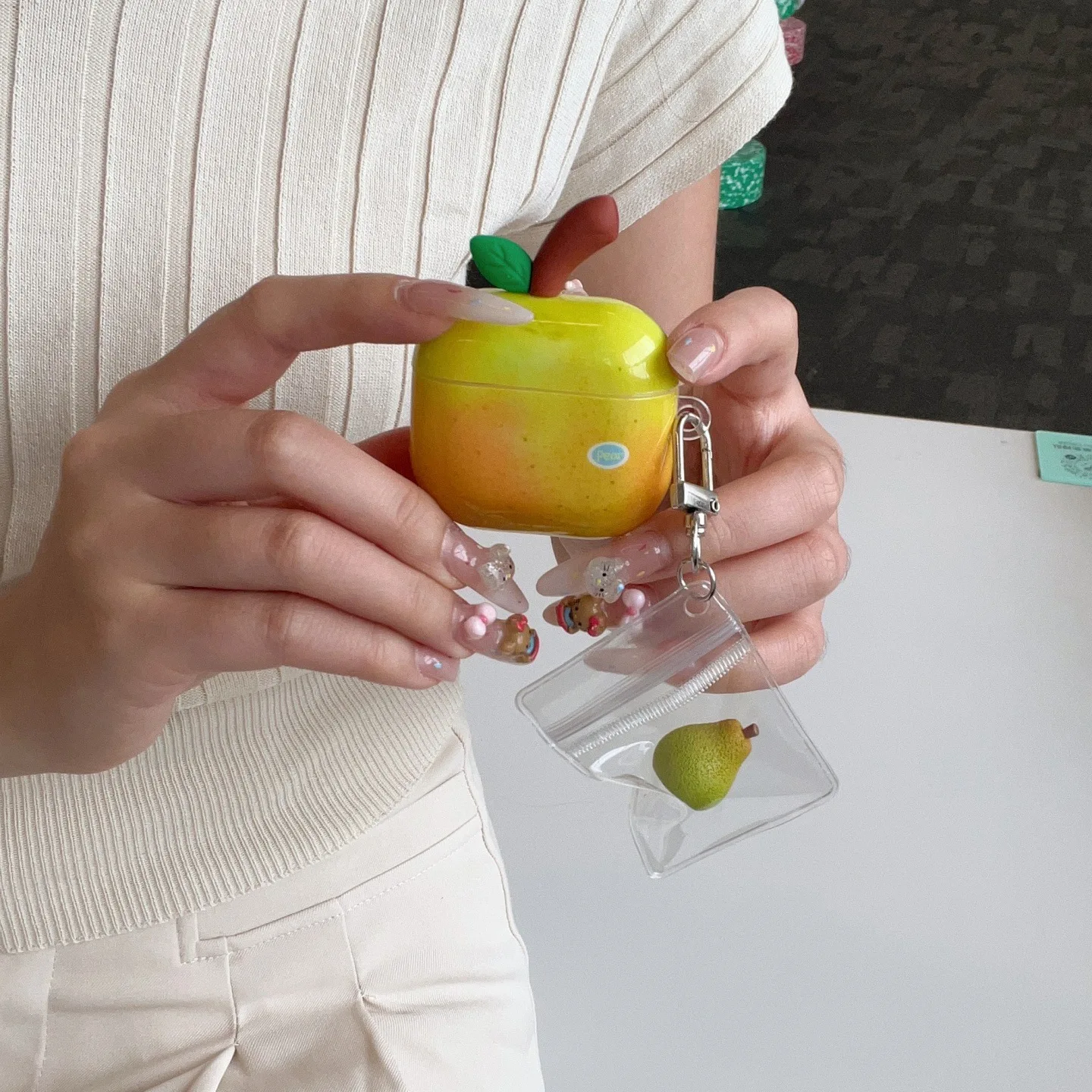 

For AirPods Pro3 Pro2 Pro for AirPods 1 2 3 4th Generation Wireless Bluetooth Headset Cover Cute Pear Shaped Silicone Anti Drop