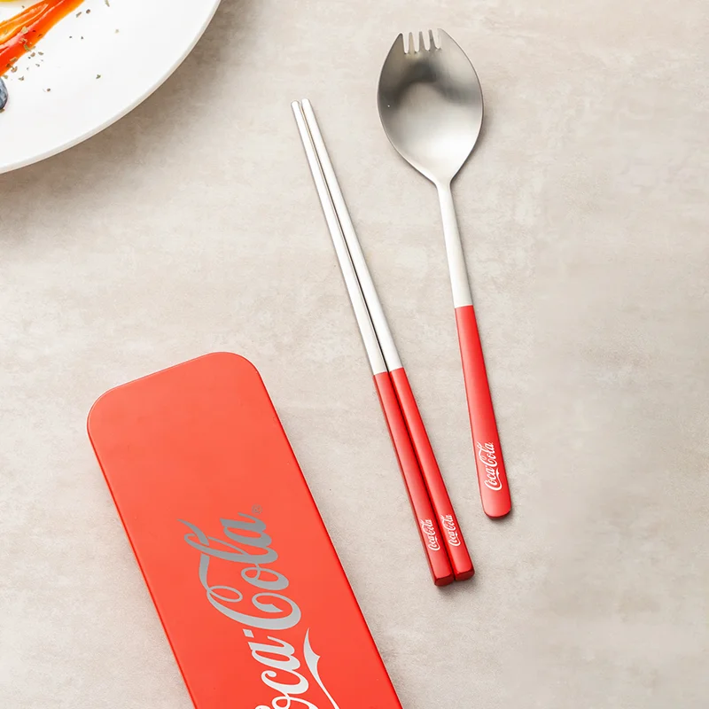 Coca Cola Draagbare Bestekset 2-in-1 304 Roestvrij Staal Reisvork Lepel met Etui voor Camping Picknick Buitenkeuken Cadeau