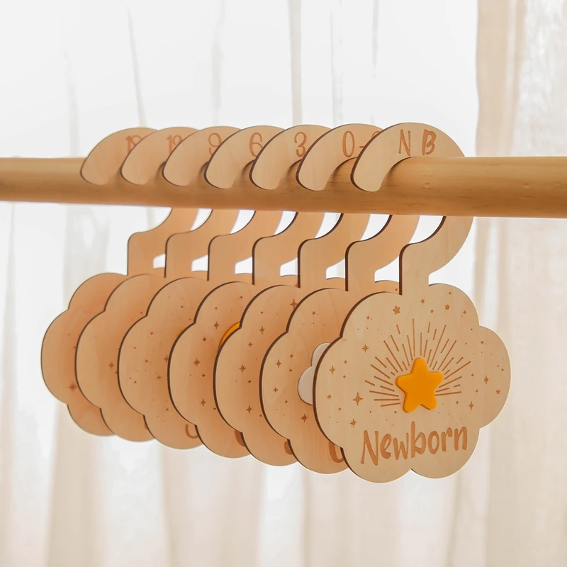 Baby Wooden Clothes Size Dividers 7-Piece Set Newborn 24 Months Wardrobe Clothes Organizer Nursery Baby Wardrobe Divider Label