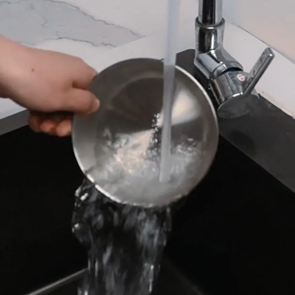 

Пылезащитная умная миска для кошек с автоматической открывающейся крышкой для защиты шеи, автоматический дозатор корма для кошек, приподнятая съемная кормушка с инфракрасным датчиком для домашних животных