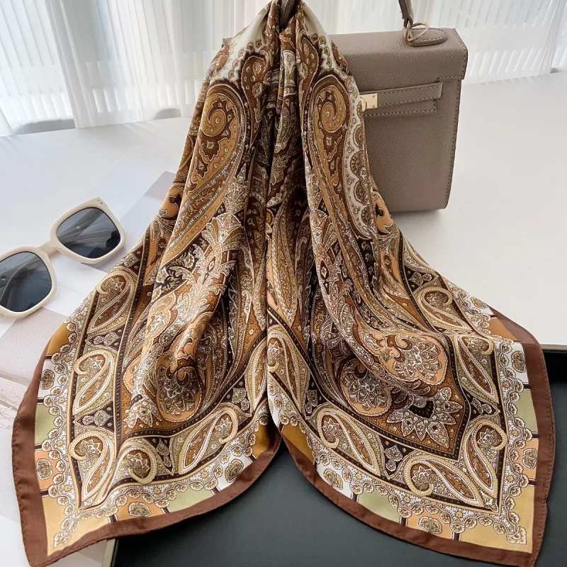 68cm Retro British Palace Style Silk Scarf Women\'s Simulated Silk Cashew Pattern Print Clothing and Bag Decoration Square Scarf