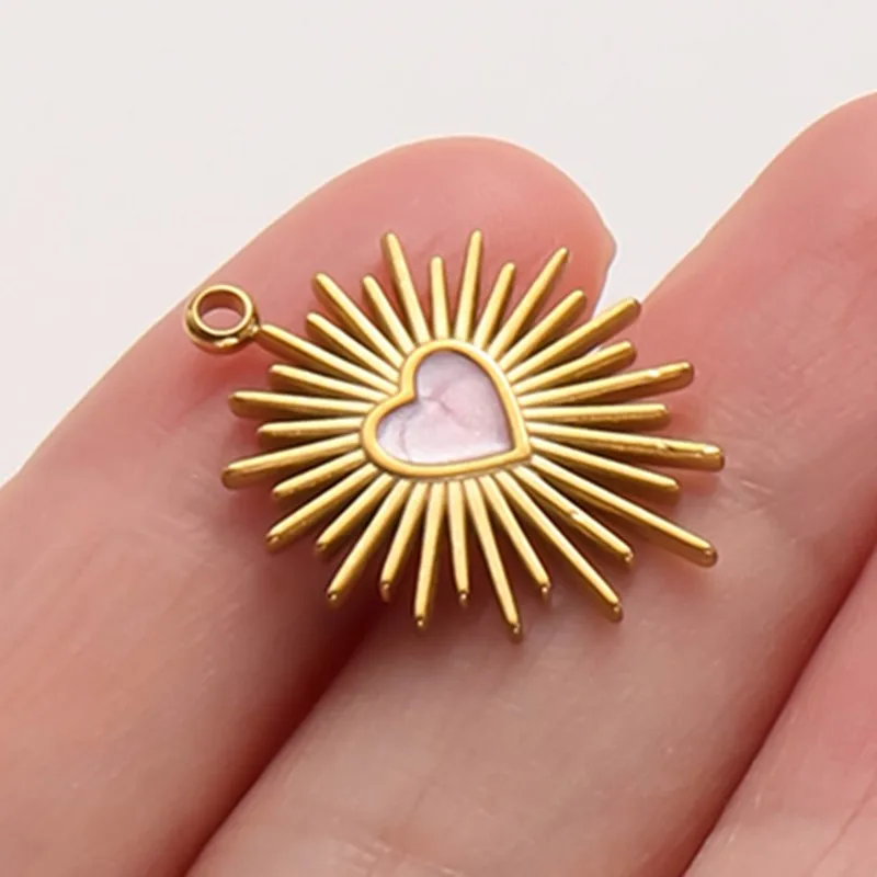 2 Stück Perlmuttrosa/Hot Pink Emaille-Anhänger mit heiligem Herz für Schmuckherstellung, Flammen-Liebes-Anhänger, handgefertigte Halskette, Geschenk – Detail 17