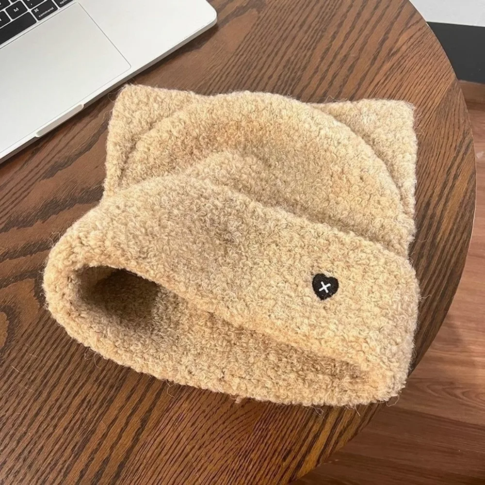 Ins-Style-Mütze aus Polyester mit Katzenohren, weich und flauschig, übt keinen Druck auf den Kopf aus, Plüsch-Beanie, leichte, bequeme, warme Strickmütze, ideal für den täglichen Gebrauch. – Detail 4
