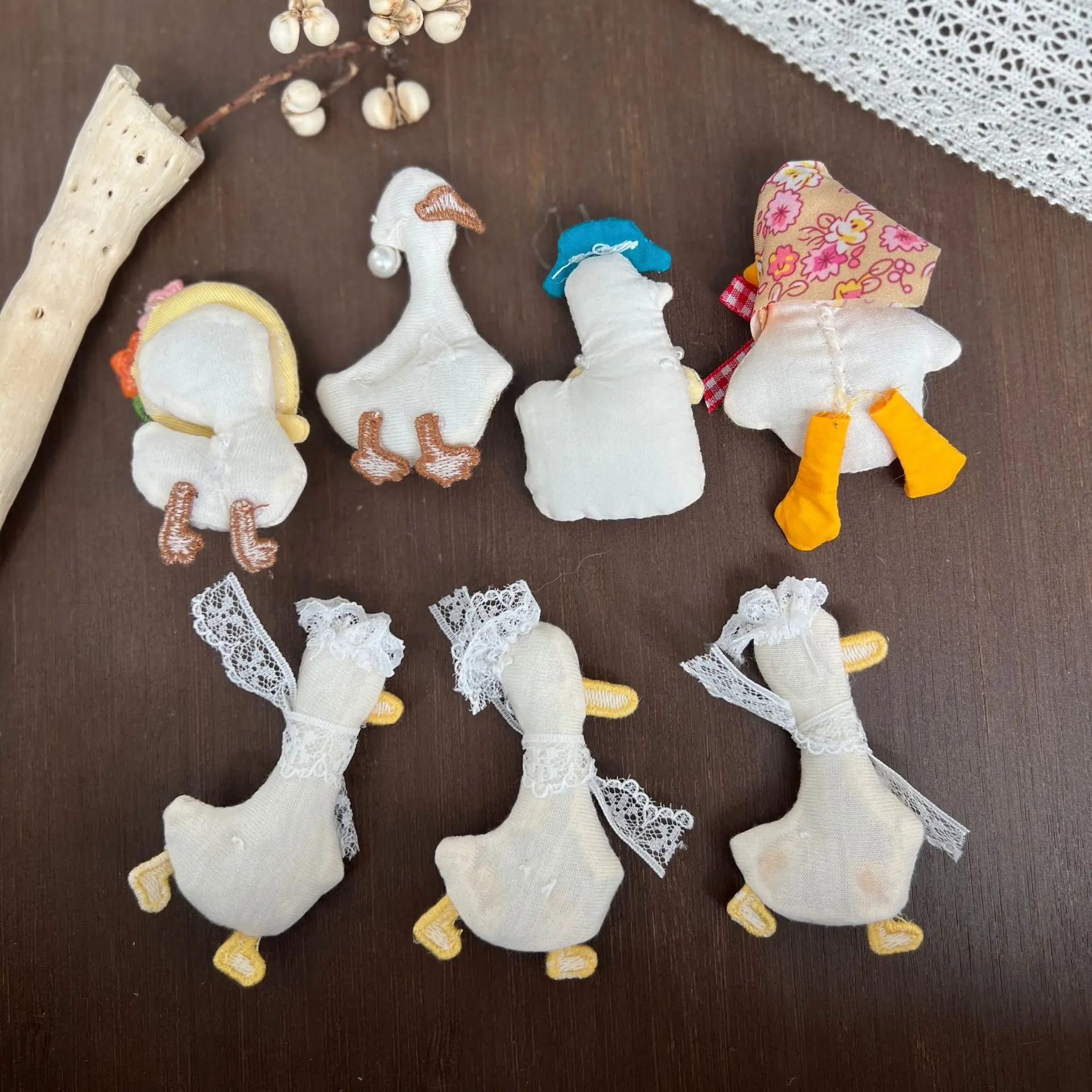 Korean Duck Brooch 1PCS for Kids Cartoon DIY Bag Shoe Sock Clothing Hair Clip Accessory Decor Durable Kit