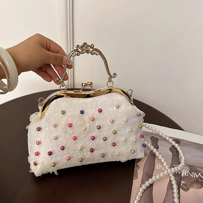

Lady shoulder bag summer pearl colored handbag banquet bag sweet hand bag heavy work embroidered bead bag
