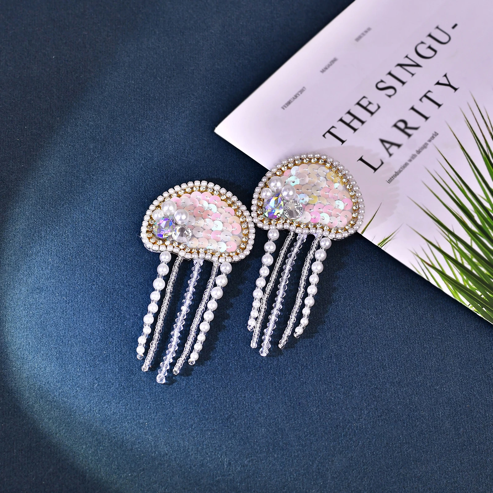 

2PCS Sequins Jellyfish patches, Crystal Beads Tassel Applique, Suitable For DIY Jackets, Bags, Hats, Hundreds Decorative SP232