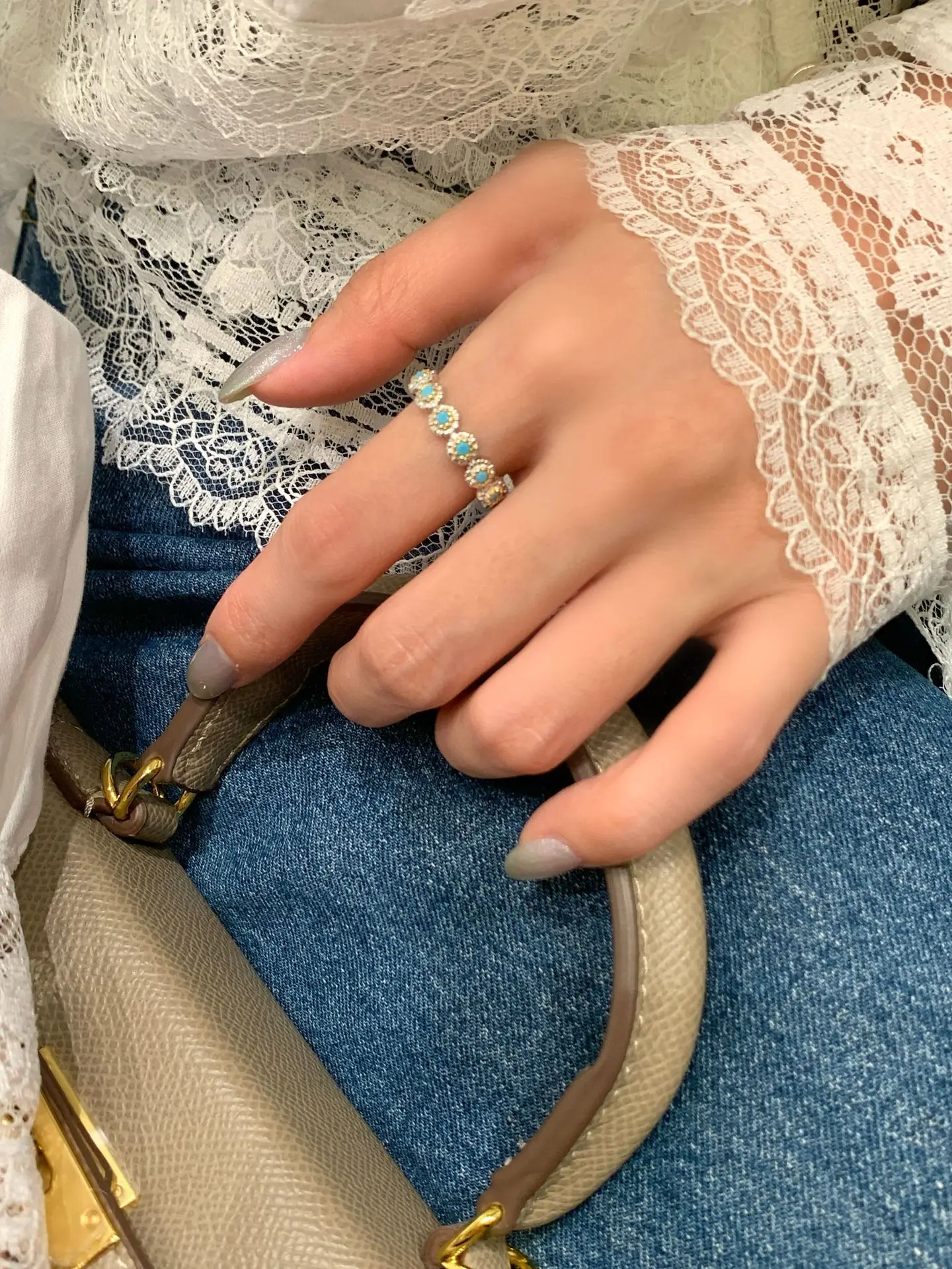 

Trendy Viral Turquoise Blue Daisy Ring for Women, Two-tone Plated CZ Paved Eternity Band, French Vintage Retro Jewelry Fine Gift