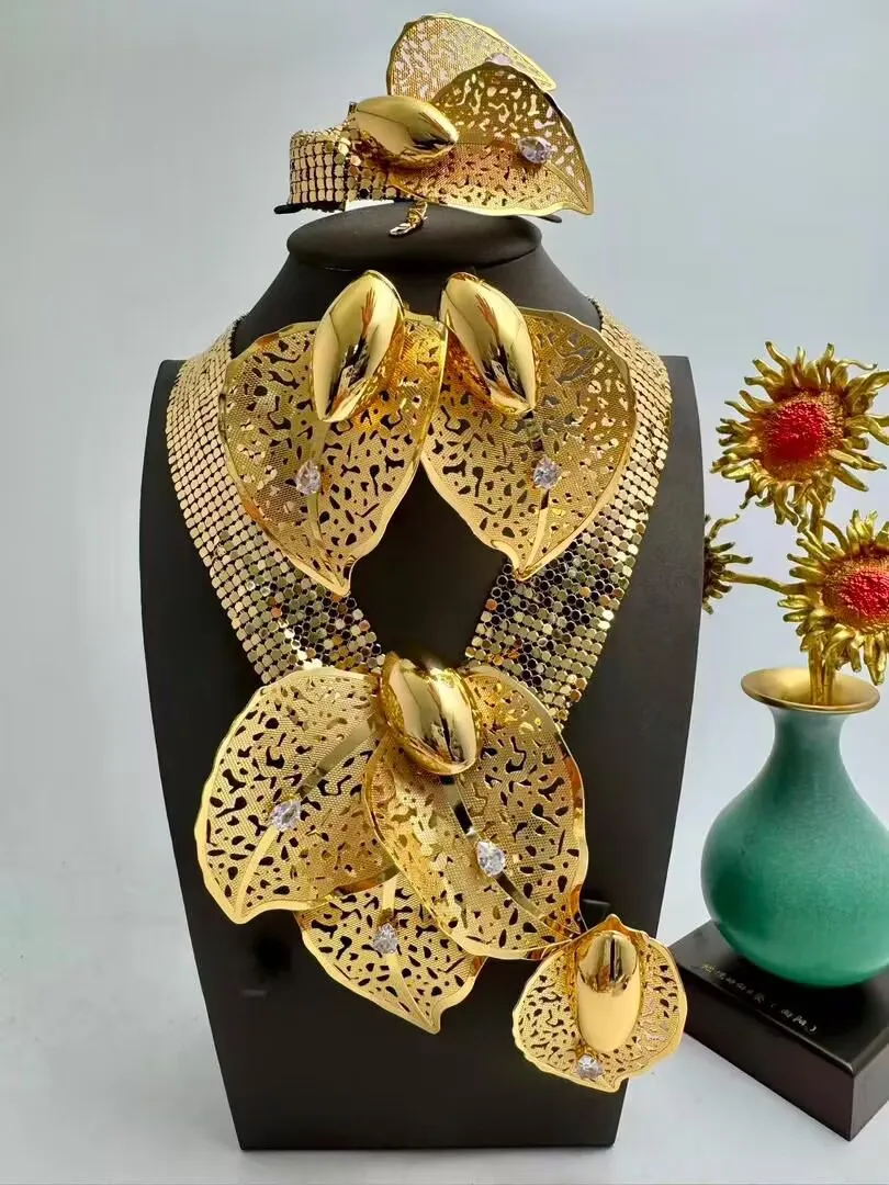 

Африканский модный позолоченный свадебный комплект украшений - элегантный свадебный аксессуар