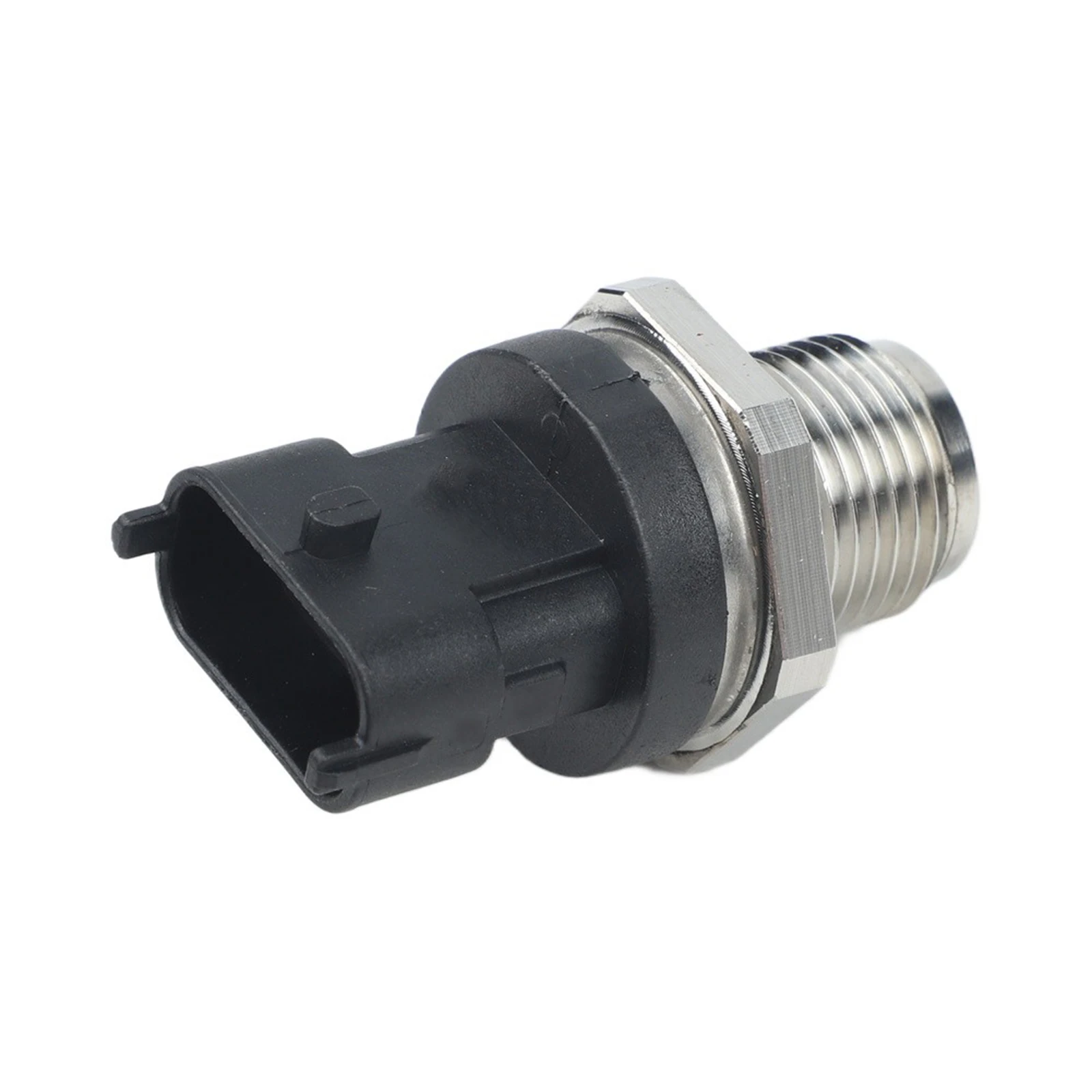 Common Rail Pressure Sensor for Bosch/For Renault/For Replacement Part 0281006364 for Reliable Engine Functionality