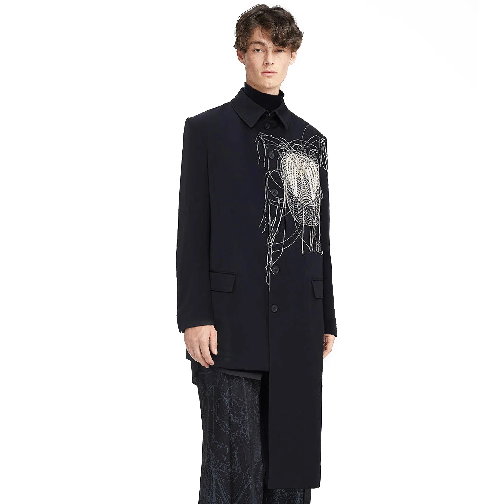 

YOJI OOAK SNAKE ПАЛЬТО С ПРИНТОМ Домашний узор Вышитая кобра Дрейфующая нить Асимметричное шерстяное пальто