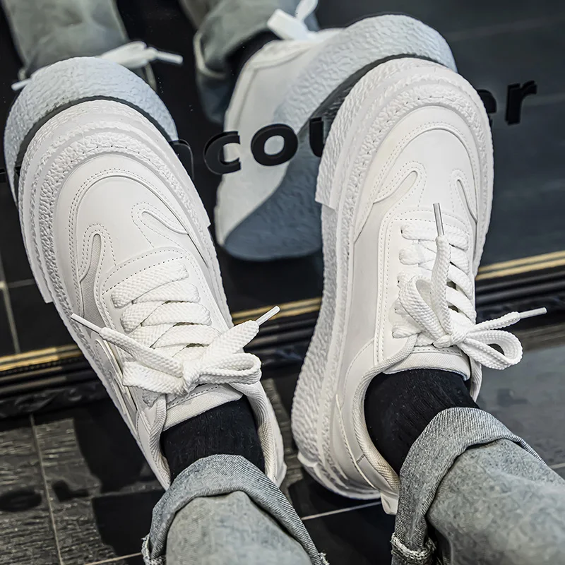 

2025Новые кроссовки для отдыха, повседневные мужские дизайнерские легко подходящие туфли для досок, модные кожаные тканевые кроссовки на платформе увеличенной высоты