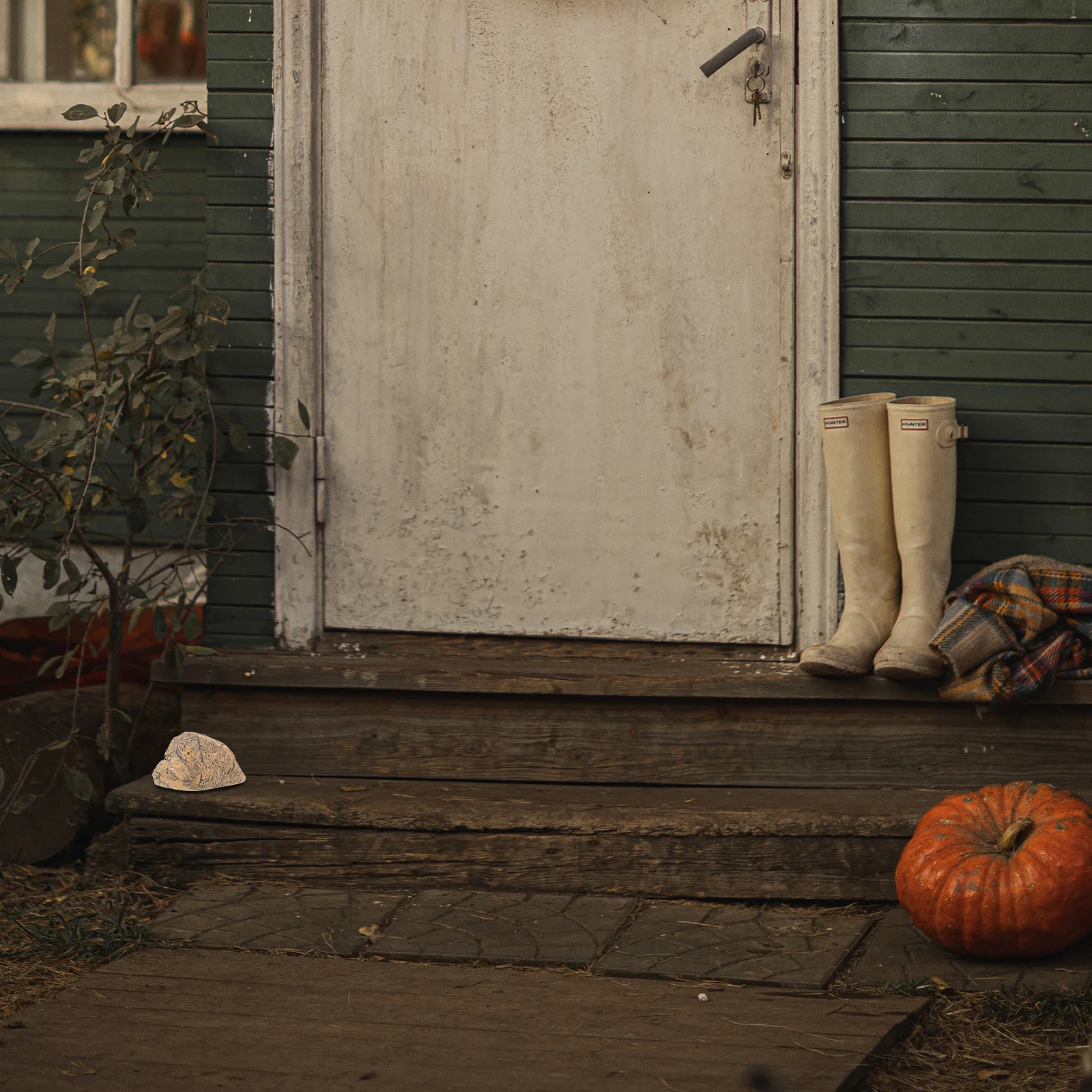 石の収納ボックス 屋外用 模造岩デザイン 隠し収納 ガーデン 庭 装飾用 セキュリティ隠しボックス 樹脂製