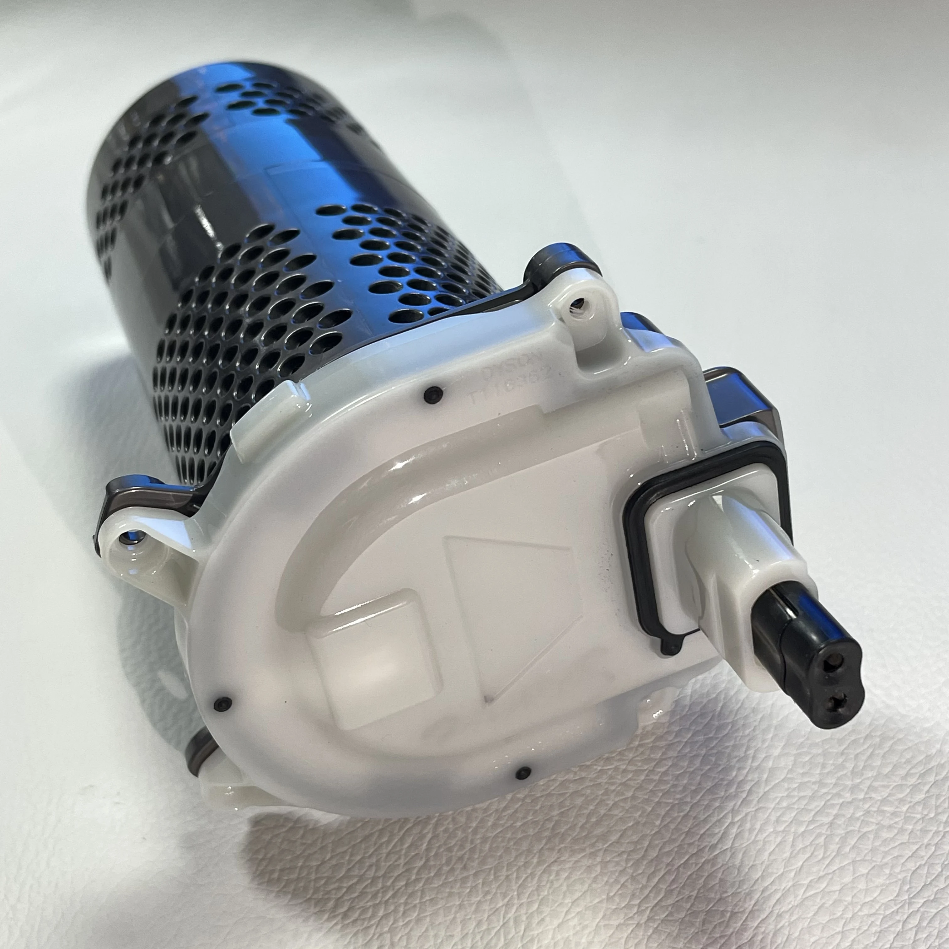 Original for Dyson V11 SV14 SV15 Motor Accessories Engine assembly host Handle shell robot Vacuum Cleaner Replacement spare part