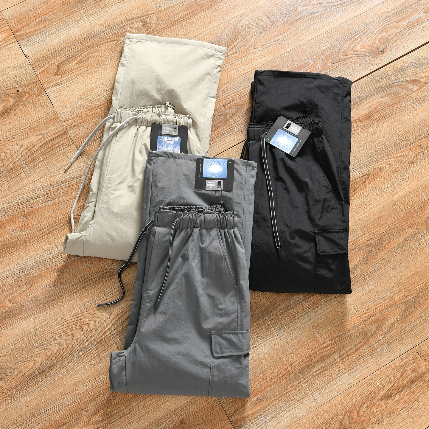 Winter Thickened Men's Outdoor down Trousers Windproof Waterproof Warm Not Bulky 90 down Straight Leg Long Pants Youth Fashion