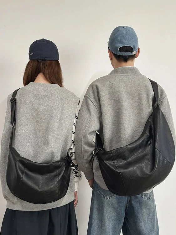 Spring 2026 New Small PU Zipper Single Shoulder Bag Chest Bag for Men And Women Fashionable And Practical Crossbody Bag