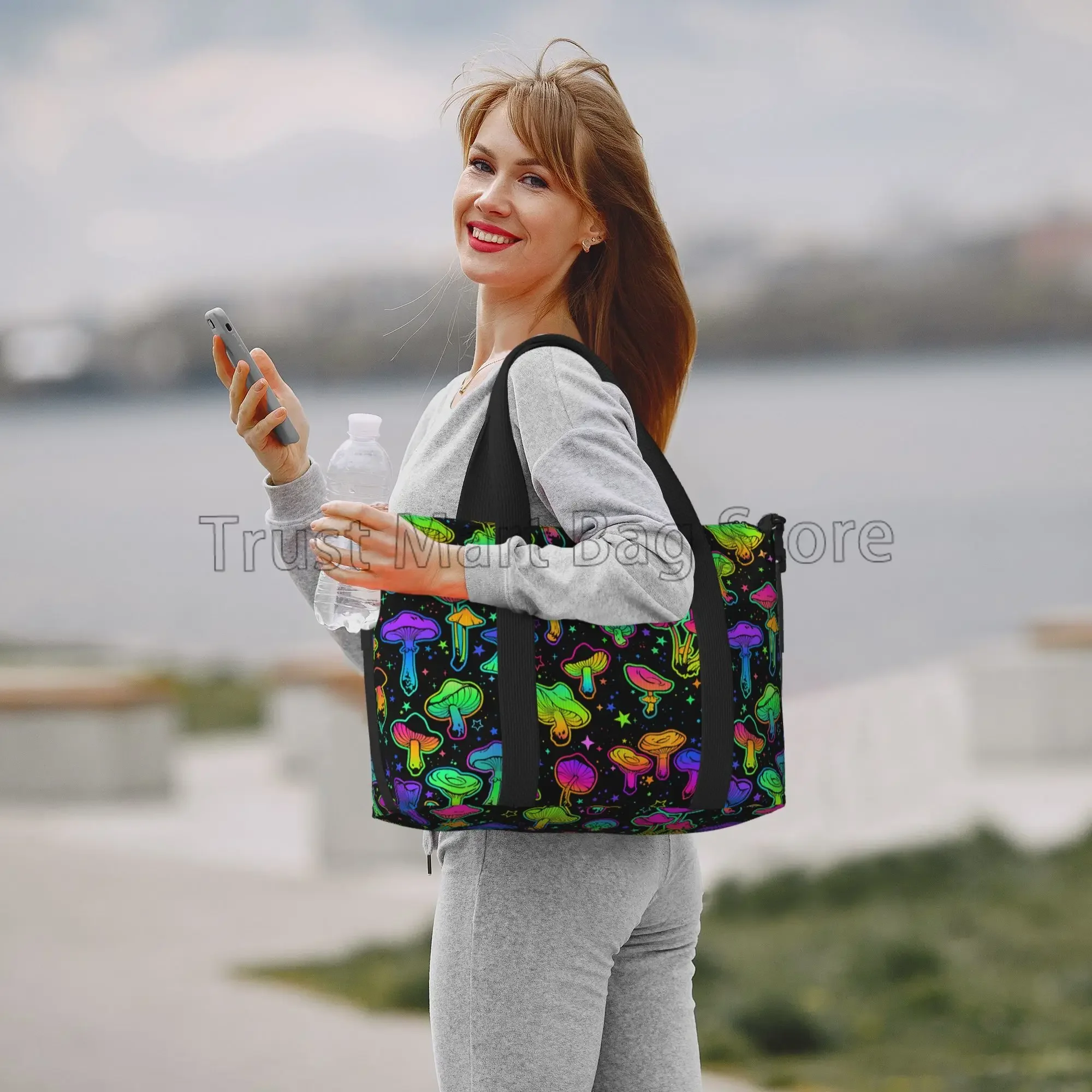 Trippy Magic Mushrooms plunjezak Unisex Sport Gymtassen Overnachtsreistassen Tiener Kids Weekender Bag voor schooltraining Reizen