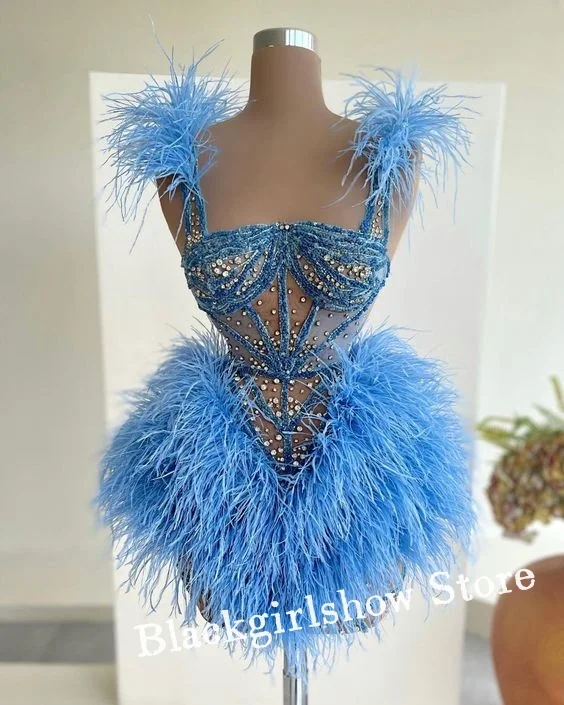 Luxurious Blue Short Diamond Homcoming Cocktail Dress 2024 For Women Sexy Beaded See-through Feather Suspender Prom Dresses