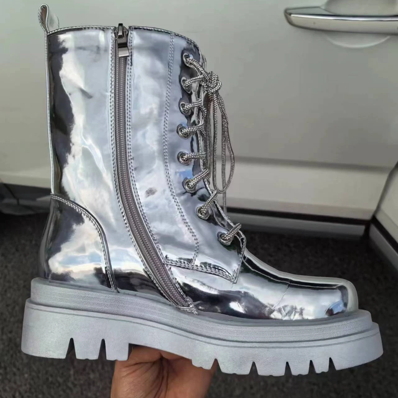2026 Silver Belt Buckle Cross Strap Rhinestone Short Boots Casual Motorcycle Thick Sole Knight Boot Women Winter Silver Shoes