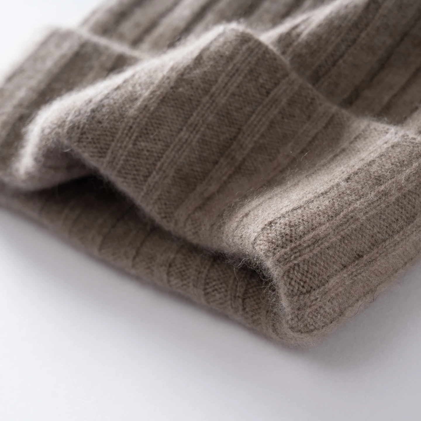 100 % hochwertige Kaschmirmütze für Damen/Herren, zweilagig, verdickt, warme Wintermütze, Outdoor-Skimütze, nahtlos gestrickte Beanie-Mütze für Unisex – Detail 20