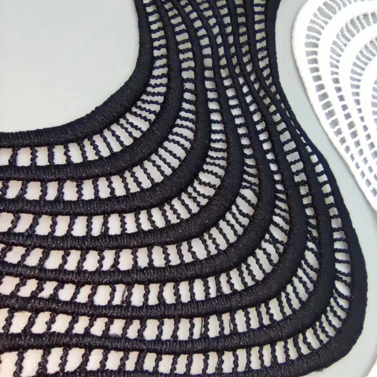 8 Rows Hollow Lace Curvilinear Sewing Lace 10cm Width Fashion lace