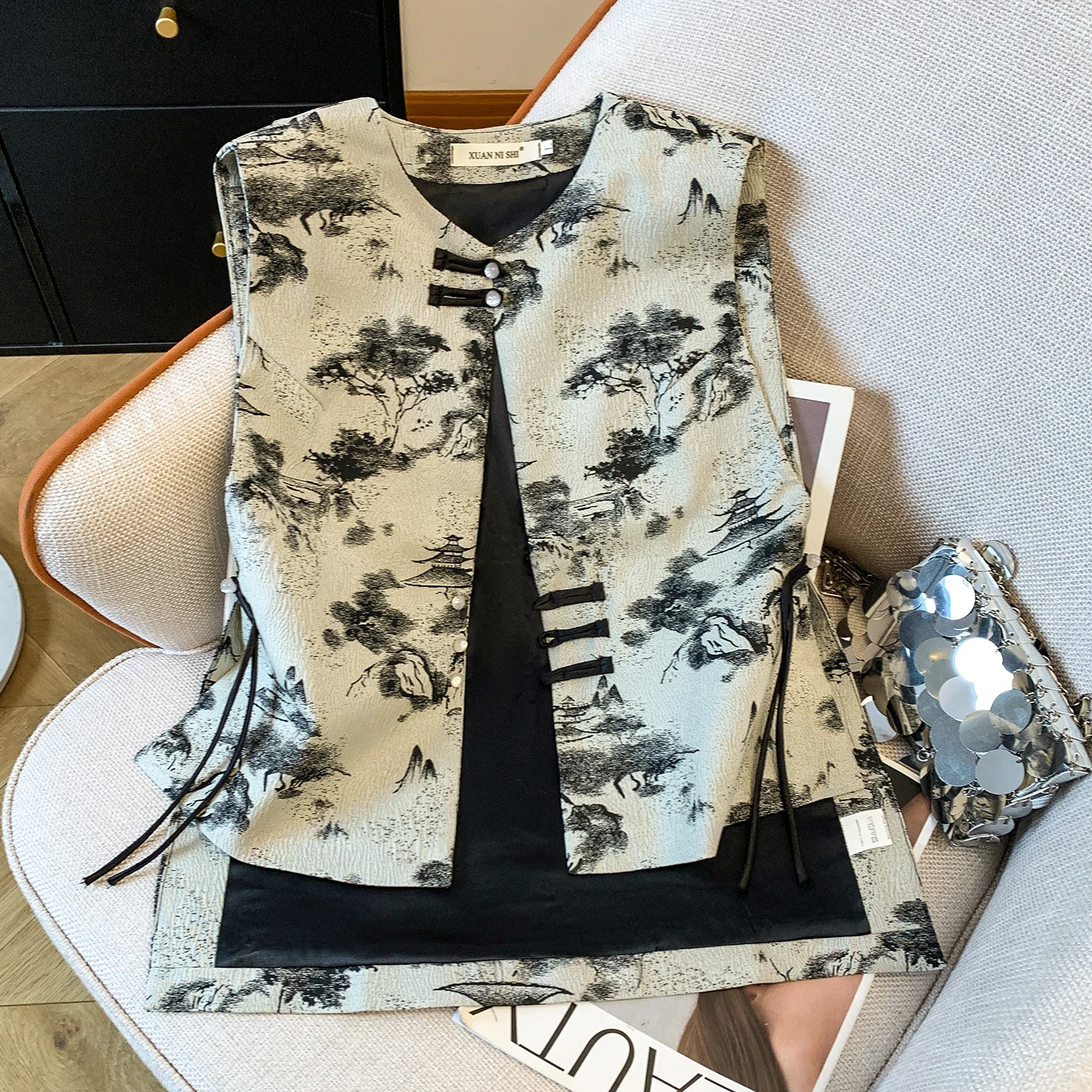 

Chinese Sle Embroidered Button Vest Women's Spring Autumn Winter New National Sle Tang Costume Vest Outerwear Top