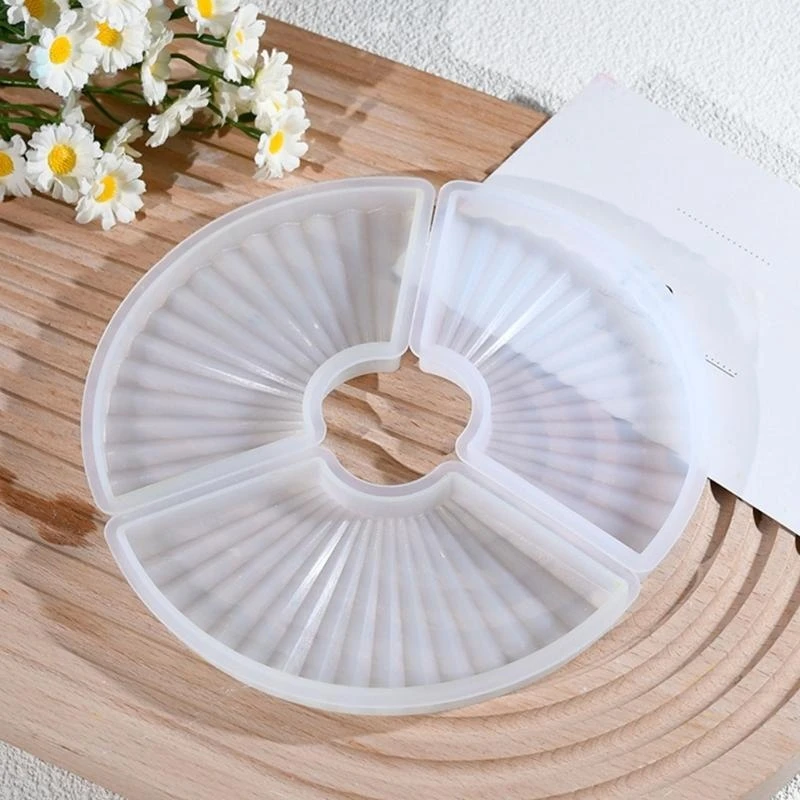 Creative Silicone Fan Shaped Heat Insulation Tray Mold For DIY Craft Projects