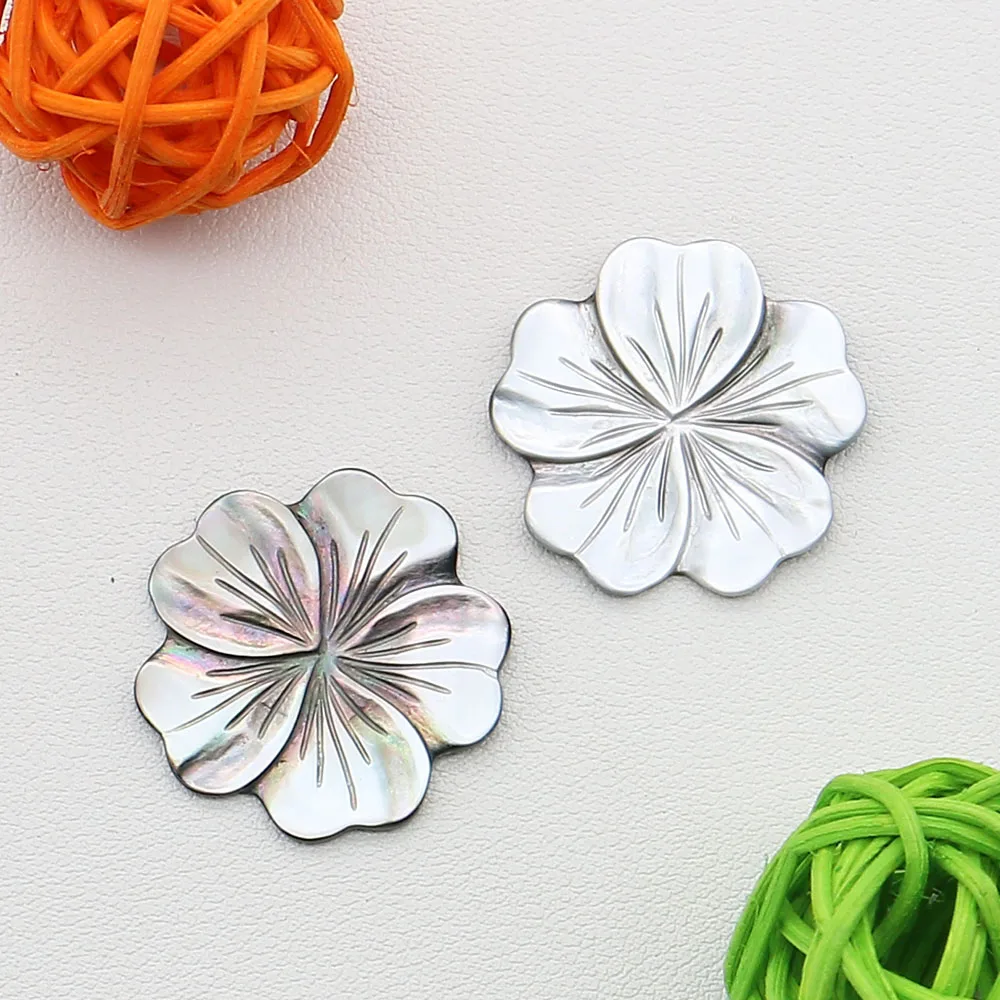 

Dainty Minimalist Natural Freshwater Black Shell Polished Flower-shaped Holeless Loose Bead Pendants DIY Accessories Necklace